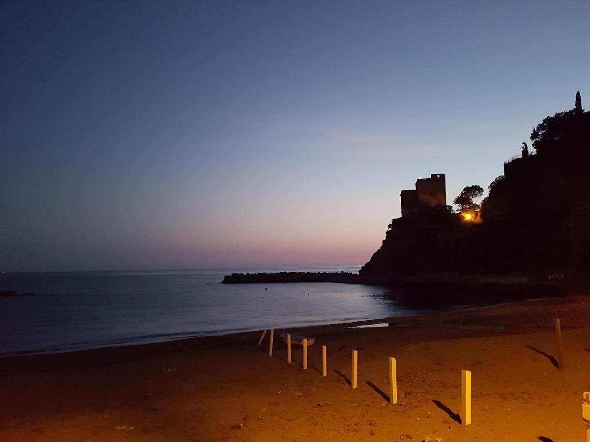 Dume Cosy Apt - Central - Near The Beach With A.C. Monterosso al Mare Exterior photo